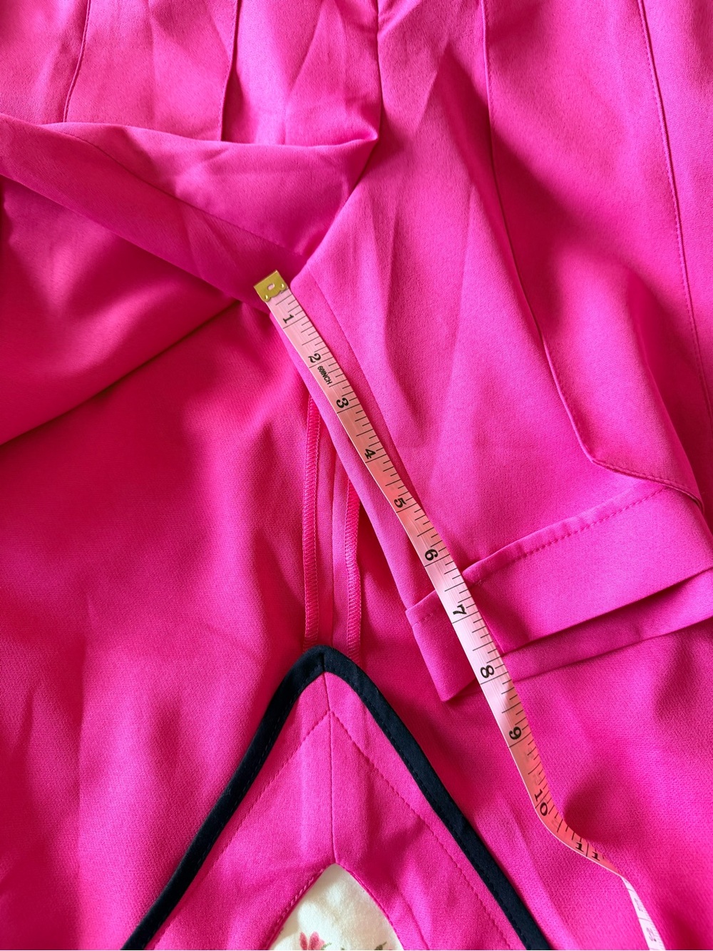 Julia Allert High-Waist Pink Belted Handkerchief Hem Shorts - Picture 9 of 9